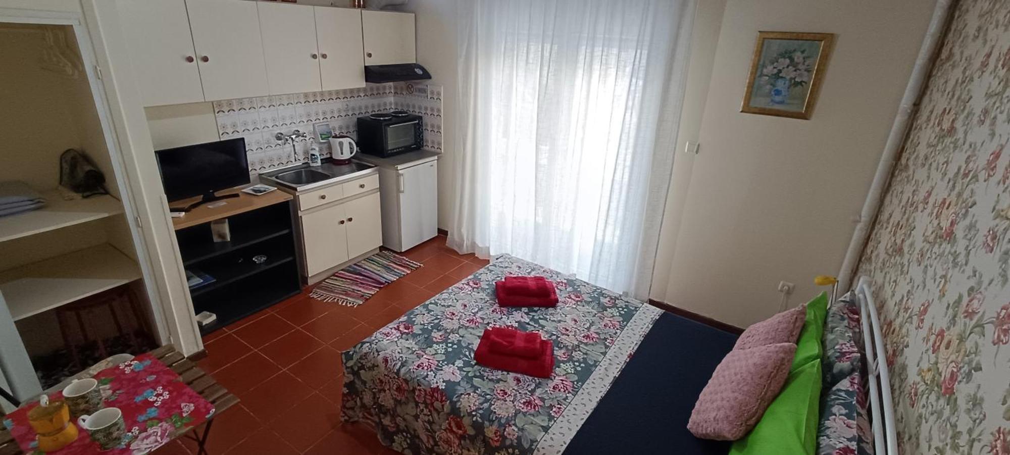 Floral Tribute Apartment *