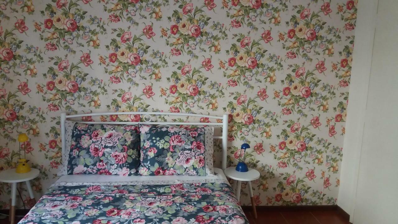 Apartment Floral Tribute